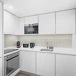 Style & Comfort | Balcony + Parking شقة *