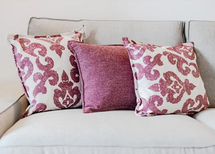 Style & Comfort | Balcony + Parking *