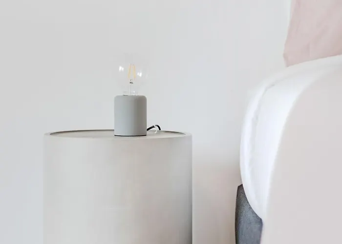 Style & Comfort | Balcony + Parking Appartement *