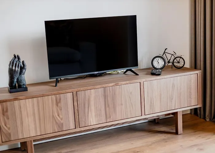 Style & Comfort | Balcony + Parking Appartement