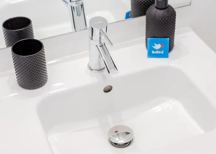 Appartement Style & Comfort | Balcony + Parking Porto