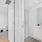 Style & Comfort | Balcony + Parking * Oporto