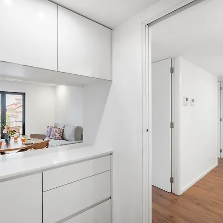 Style & Comfort | Balcony + Parking Διαμέρισμα Πόρτο