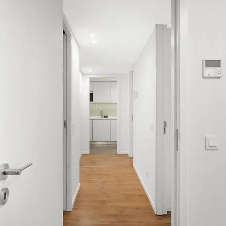 Appartement Style & Comfort | Balcony + Parking *