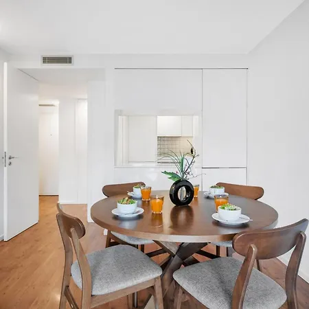 Style & Comfort | Balcony + Parking Apartament