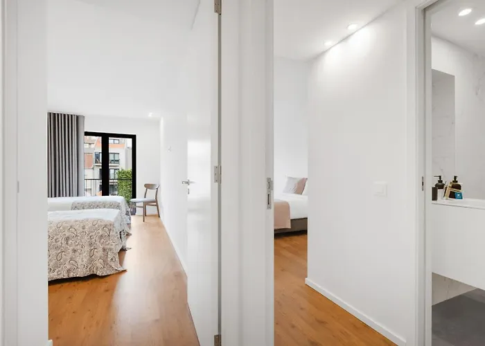 Style & Comfort | Balcony + Parking * بورتو