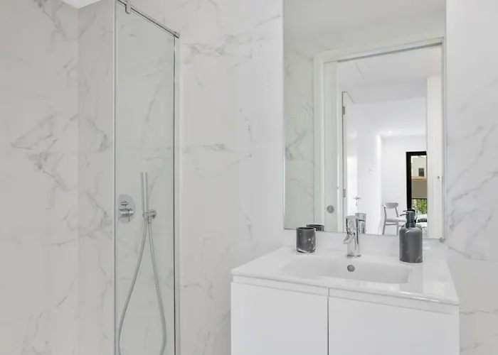 Style & Comfort | Balcony + Parking