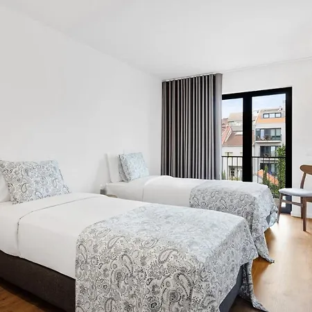 Style & Comfort I Balcony & Parking Appartement